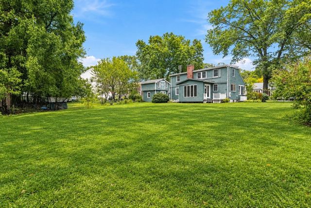 3 Norman Ave, Newburyport, MA 01950