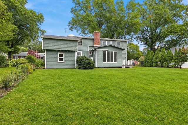 3 Norman Ave, Newburyport, MA 01950