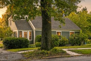 3 Norman Ave, Newburyport, MA 01950