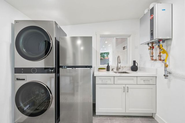 2015 Jackson Street, Santa Clara, CA 95050