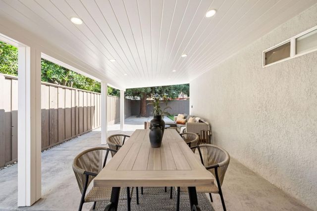 2015 Jackson Street, Santa Clara, CA 95050