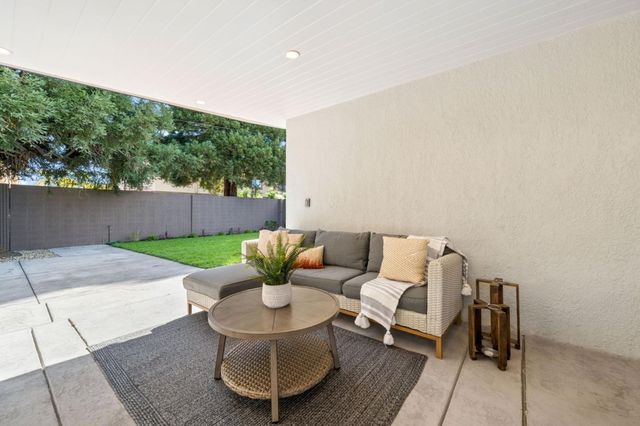 2015 Jackson Street, Santa Clara, CA 95050