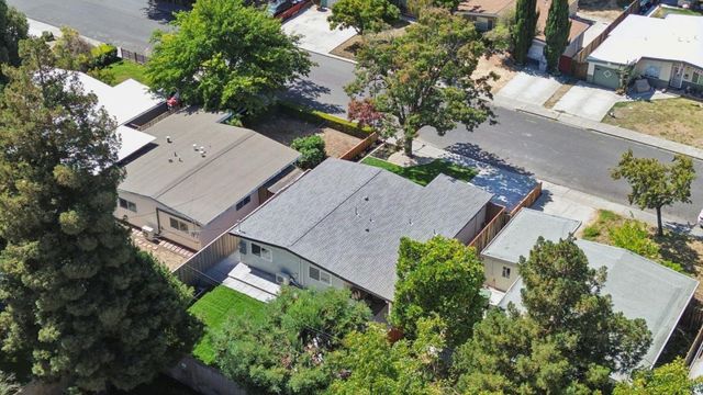 2015 Jackson Street, Santa Clara, CA 95050