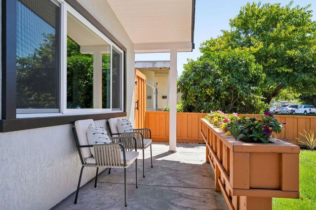2015 Jackson Street, Santa Clara, CA 95050