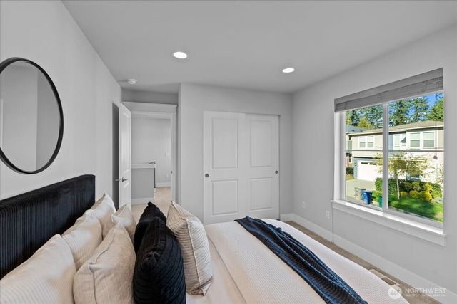 13015 135th Place NE, Kirkland, WA 98034