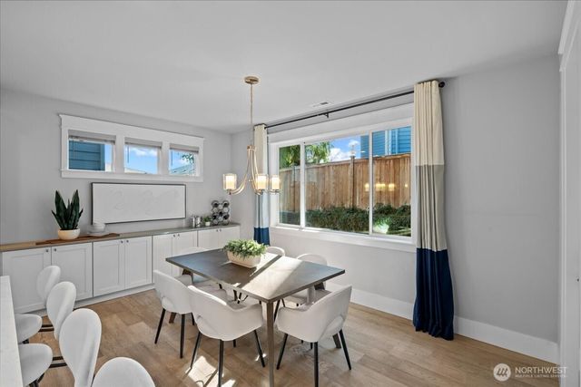 13015 135th Place NE, Kirkland, WA 98034