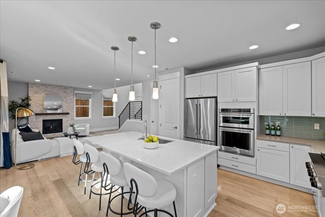 13015 135th Place NE, Kirkland, WA 98034