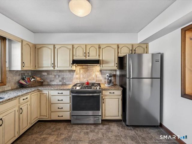 214 Alps Road 31, Branford, CT 06405