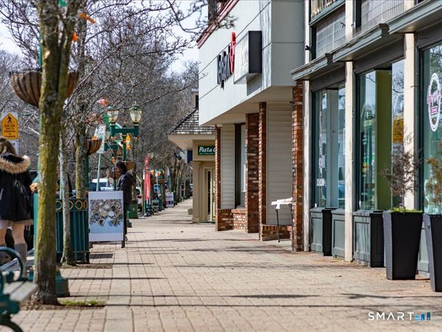 214 Alps Road 31, Branford, CT 06405