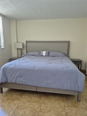 290 174th Street 903, Sunny Isles Beach, FL 33160