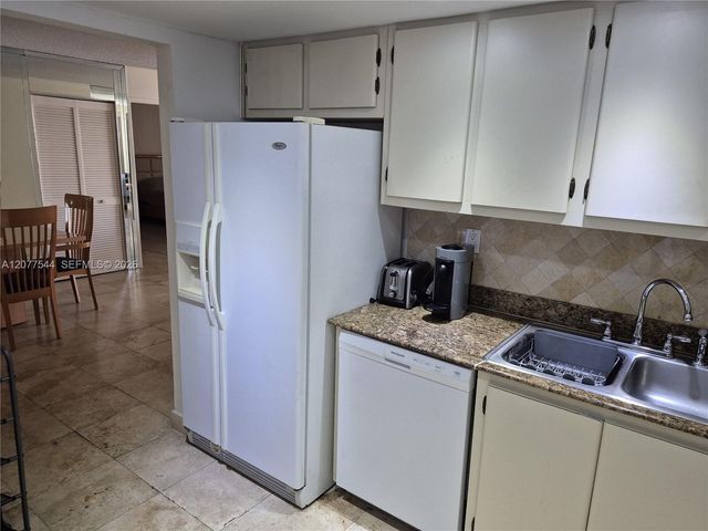290 174th Street 903, Sunny Isles Beach, FL 33160