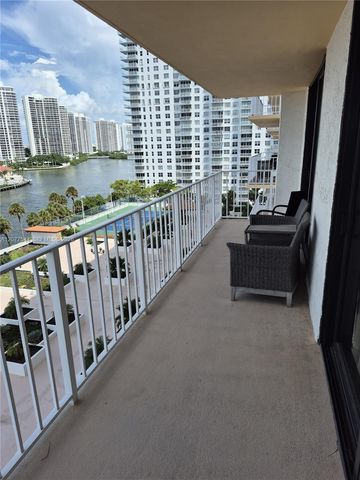 290 174th Street 903, Sunny Isles Beach, FL 33160