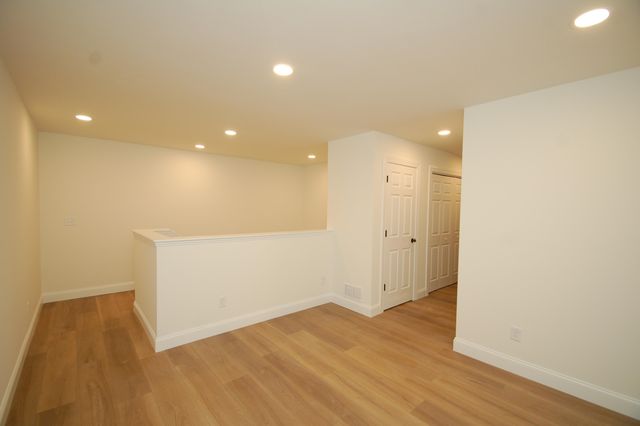 27A Griffin Road, Hudson, NH 03051