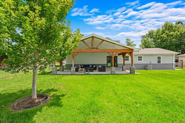 1303 N Carol Lane, Oklahoma City, OK 73127