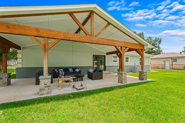1303 N Carol Lane, Oklahoma City, OK 73127