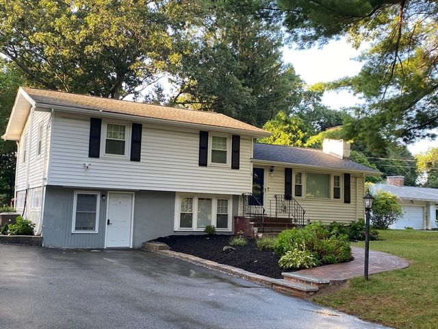 15 Winchester Dr -, Lexington, MA 02420