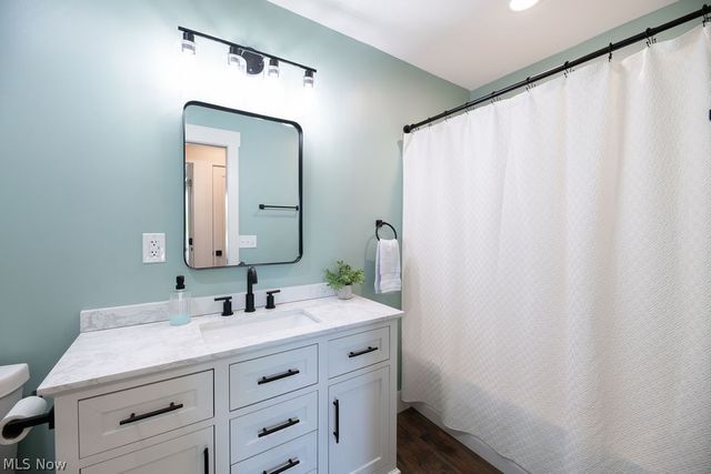 831 Brandon Circle, Aurora, OH 44202