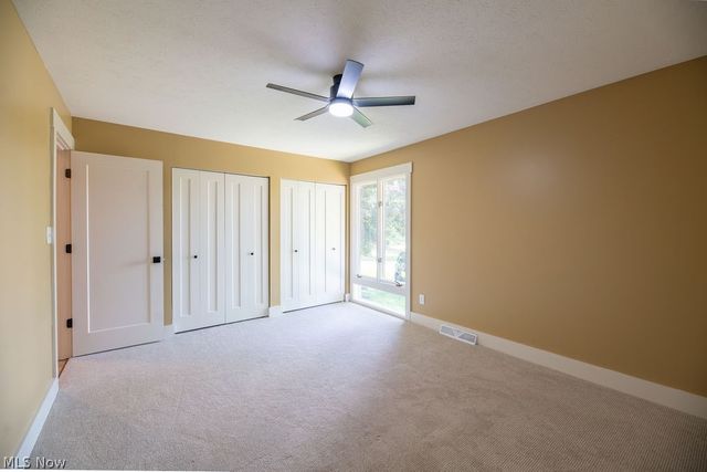 831 Brandon Circle, Aurora, OH 44202