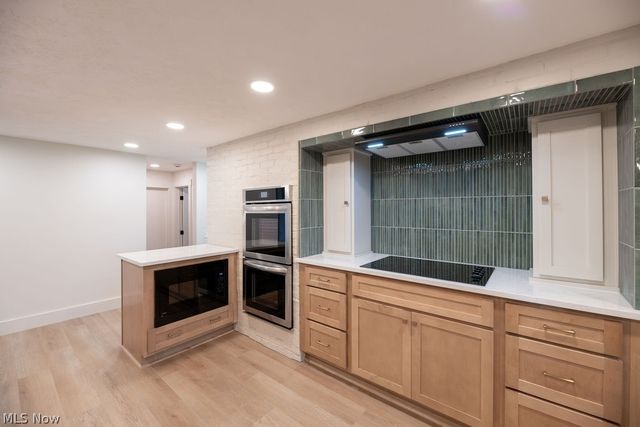 831 Brandon Circle, Aurora, OH 44202