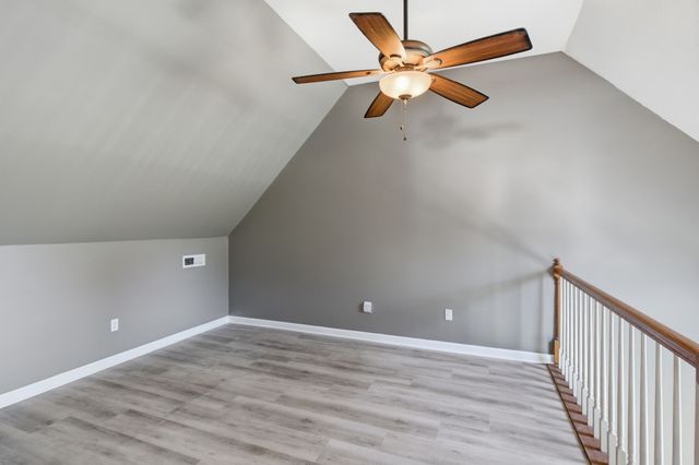 131 E Morris Dr, Gallatin, TN 37066