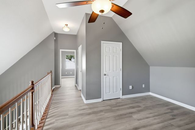 131 E Morris Dr, Gallatin, TN 37066
