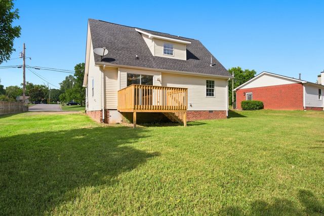 131 E Morris Dr, Gallatin, TN 37066