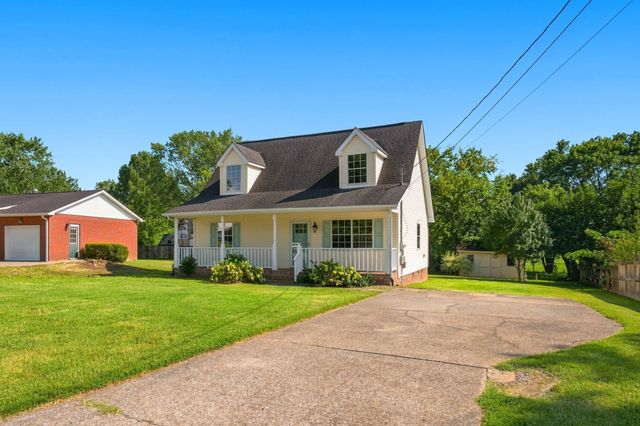 131 E Morris Dr, Gallatin, TN 37066