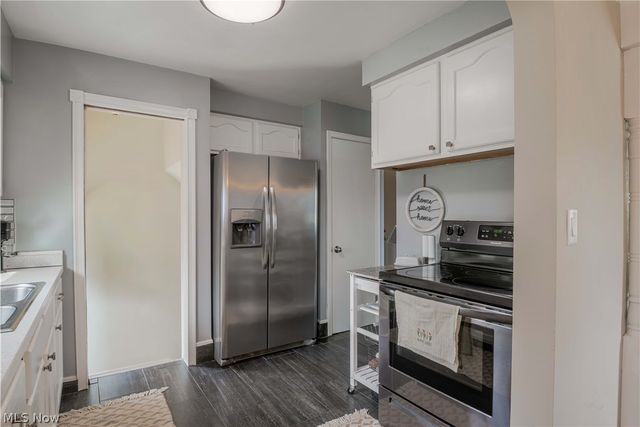 30817 Schwartz Road, Westlake, OH 44145