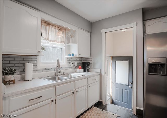 30817 Schwartz Road, Westlake, OH 44145