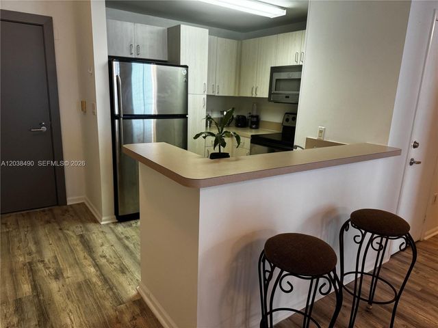 185 SE 14th Terrace 1812, Miami, FL 33131