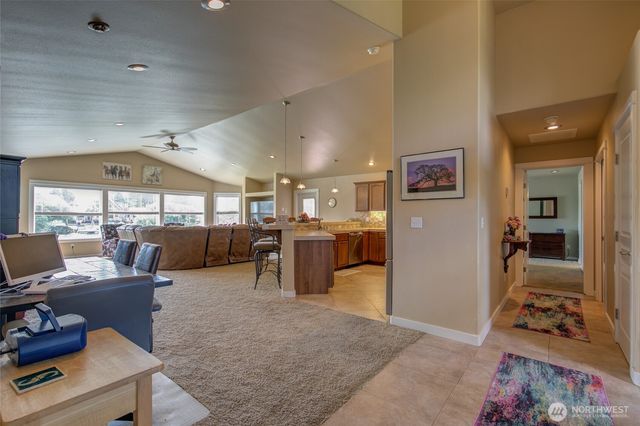 875 Pheasant Court SW, Ocean Shores, WA 98569