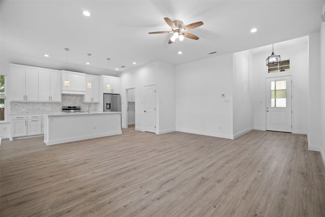 123 Bradshaw Street, Waxahachie, TX 75165