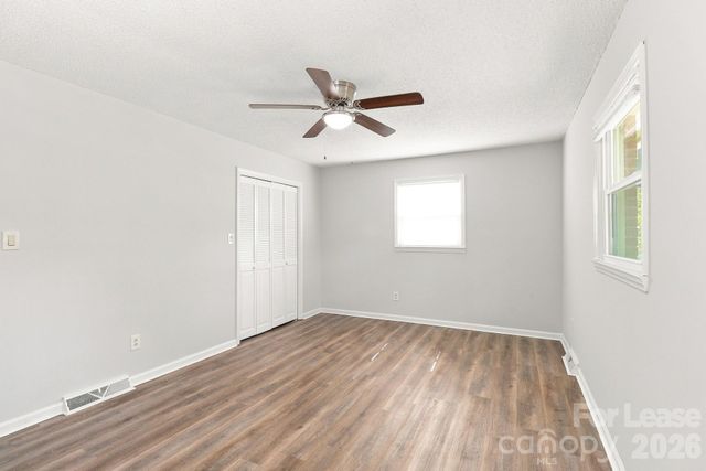 6205 Ferncliff Drive NW, Concord, NC 28027