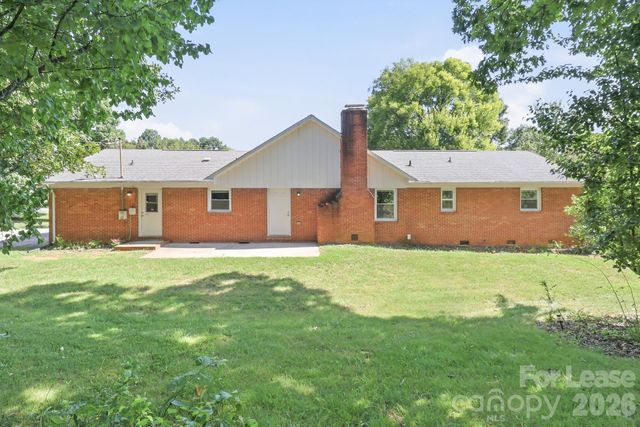 6205 Ferncliff Drive NW, Concord, NC 28027