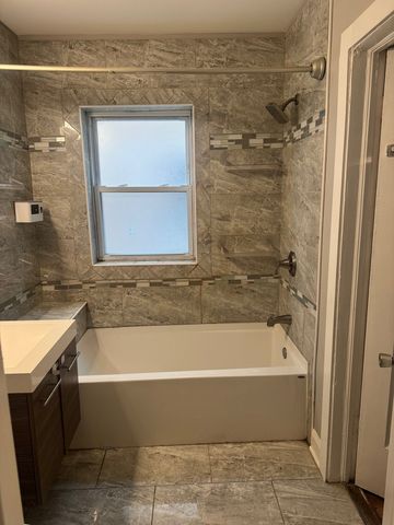 6829 S Cornell Avenue 2, Chicago, IL 60649