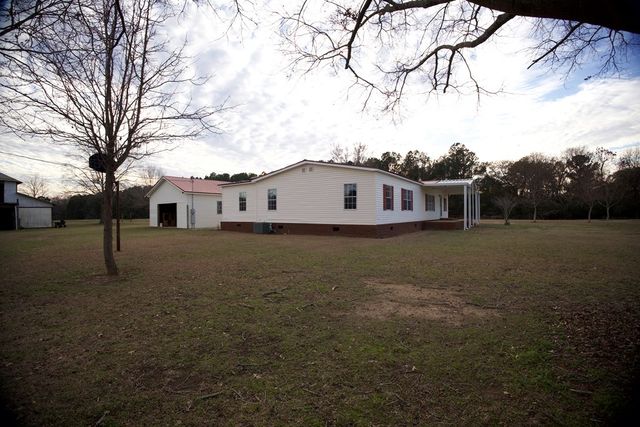 2156 County Road 73, Slocomb, AL 36375