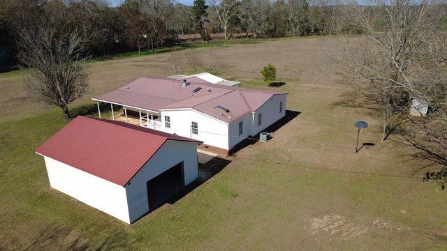 2156 County Road 73, Slocomb, AL 36375