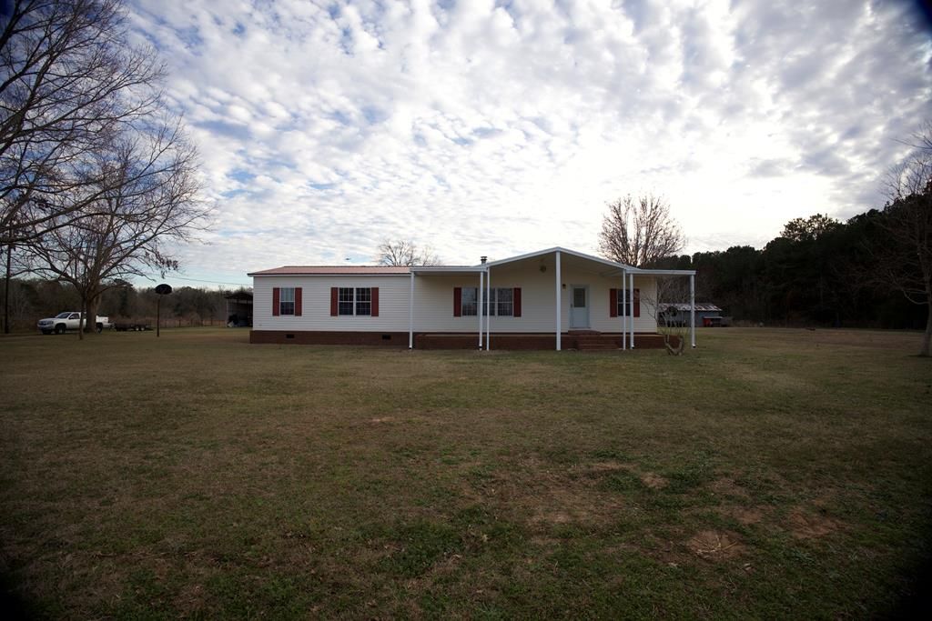 2156 County Road 73, Slocomb, AL 36375