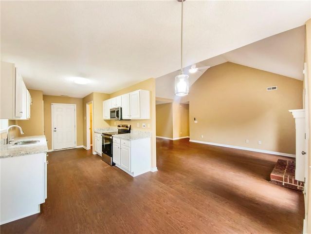 160 Eastfield Court, Fayetteville, GA 30215