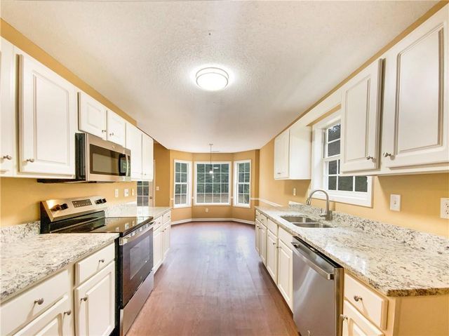 160 Eastfield Court, Fayetteville, GA 30215