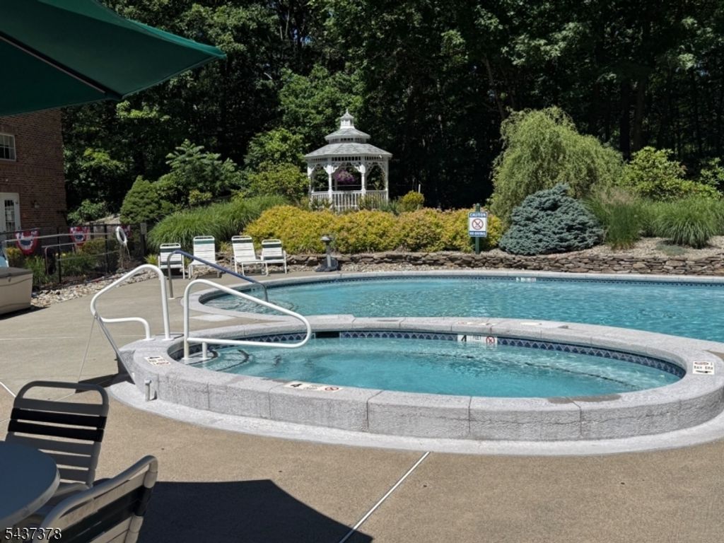 5322 Richmond Rd 322, West Milford Twp., NJ 07480 — photo 5