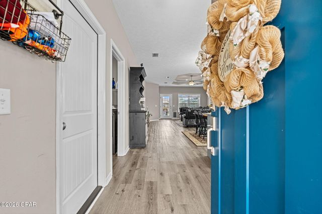 302 Lynnwood Lane, Lynn Haven, FL 32444