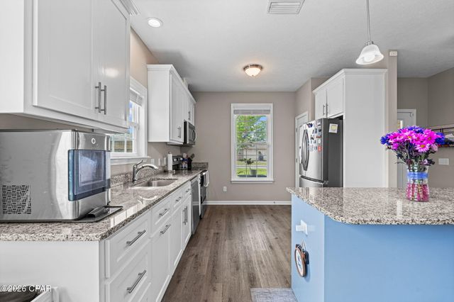 302 Lynnwood Lane, Lynn Haven, FL 32444