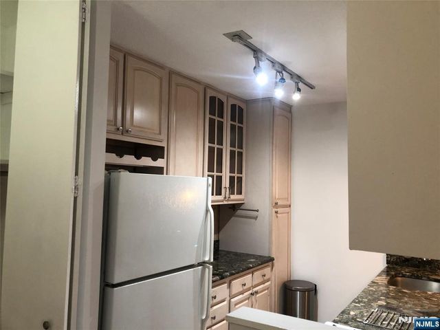 7004 BOULEVARD EAST 30H, Guttenberg, NJ 07093