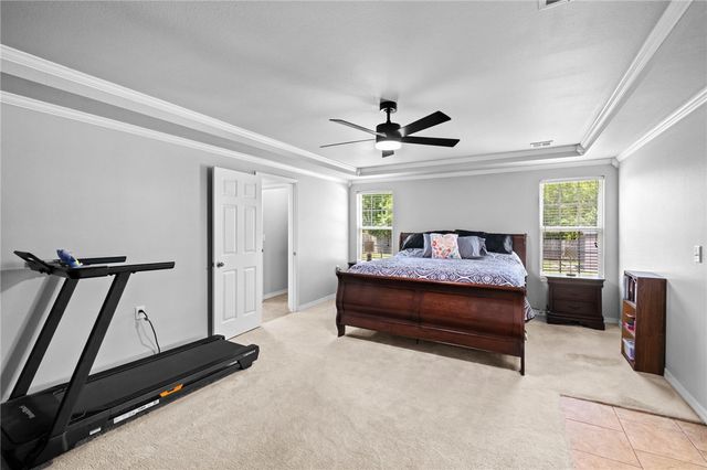 1011 W Green Acres Place, Rogers, AR 72758