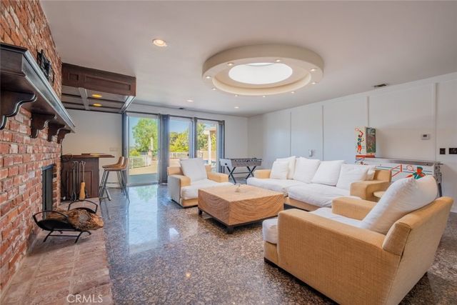 4321 Clear Valley Drive, Encino, CA 91436