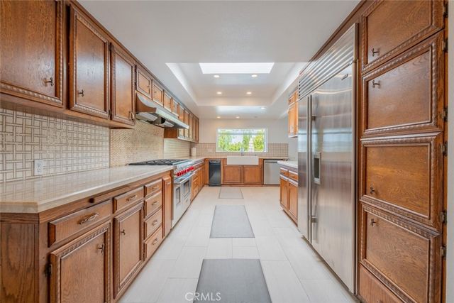 4321 Clear Valley Drive, Encino, CA 91436