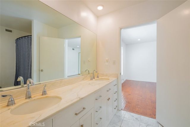 4321 Clear Valley Drive, Encino, CA 91436