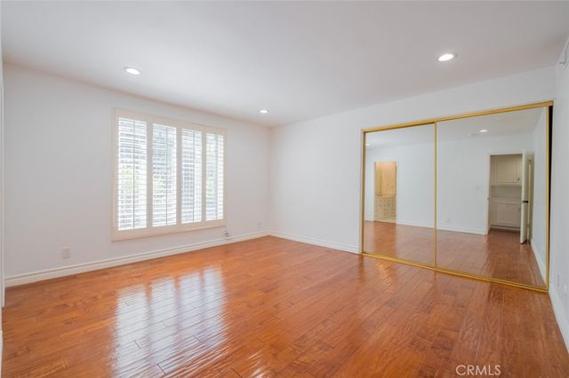 4321 Clear Valley Drive, Encino, CA 91436