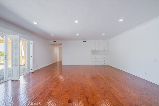 4321 Clear Valley Drive, Encino, CA 91436